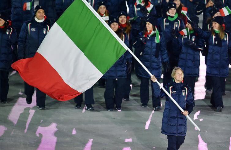 Arianna Fontana: oro per la portabandiera italiana nei 500 metri dello short track