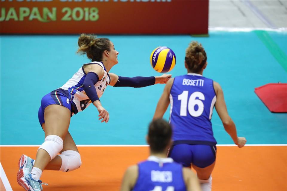Volley femminile, Mondiali 2018: l'italia supera facilmente il Canada per 3-0 conquistando così il secondo successo consecutivo senza perdere set.
